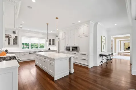 108 Piping Rock Road Locust Valley NY 11560
