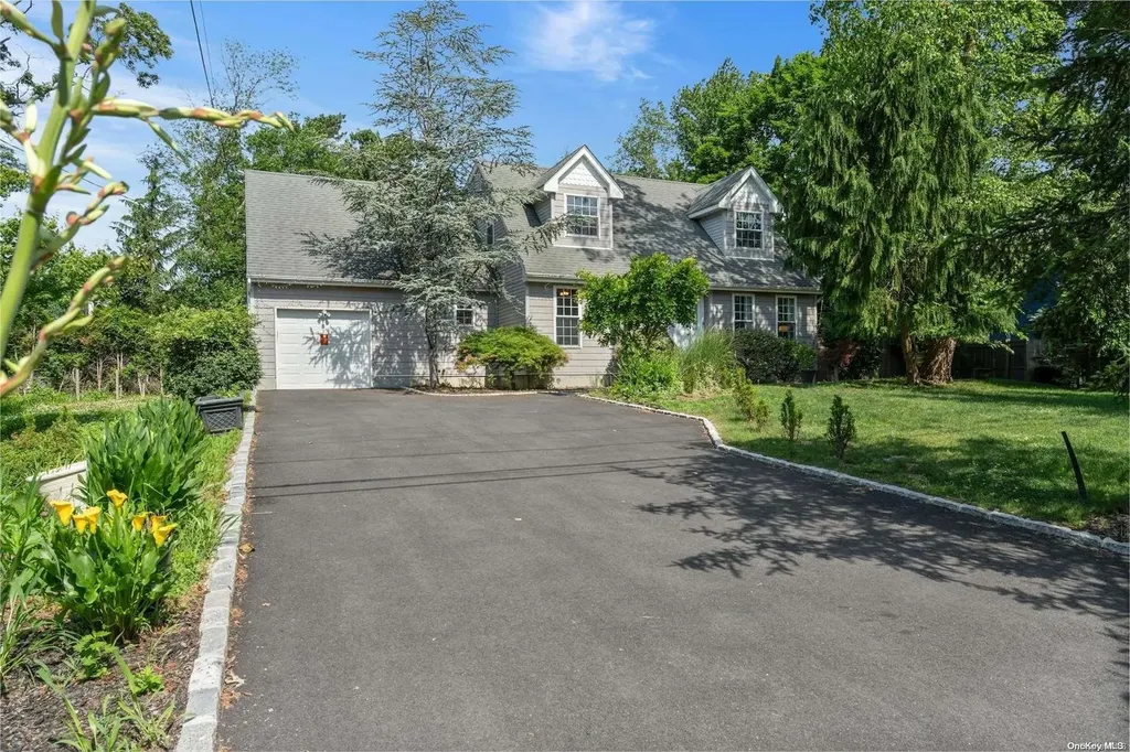 112 Union Avenue East Patchogue NY 11772