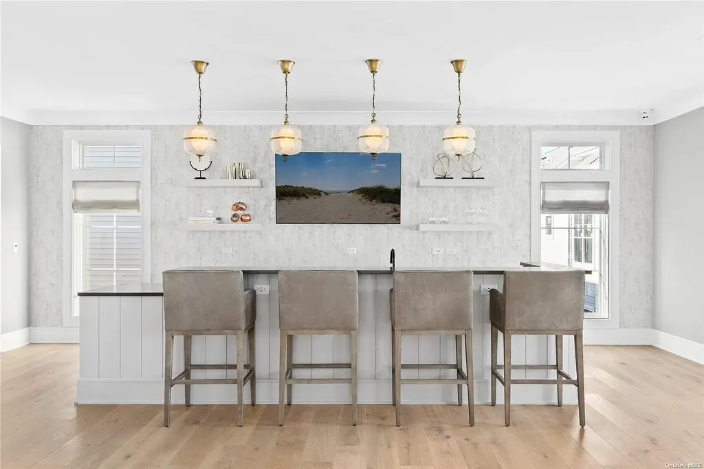 510 Emanuel Way East Meadow NY 11554