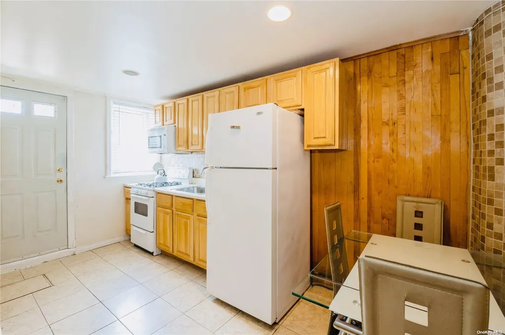 5110 Avenue K Brooklyn NY 11234
