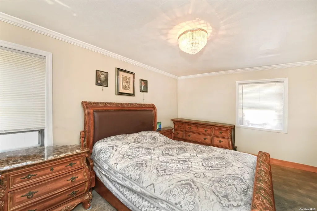 72-08 150th Street Flushing NY 11367