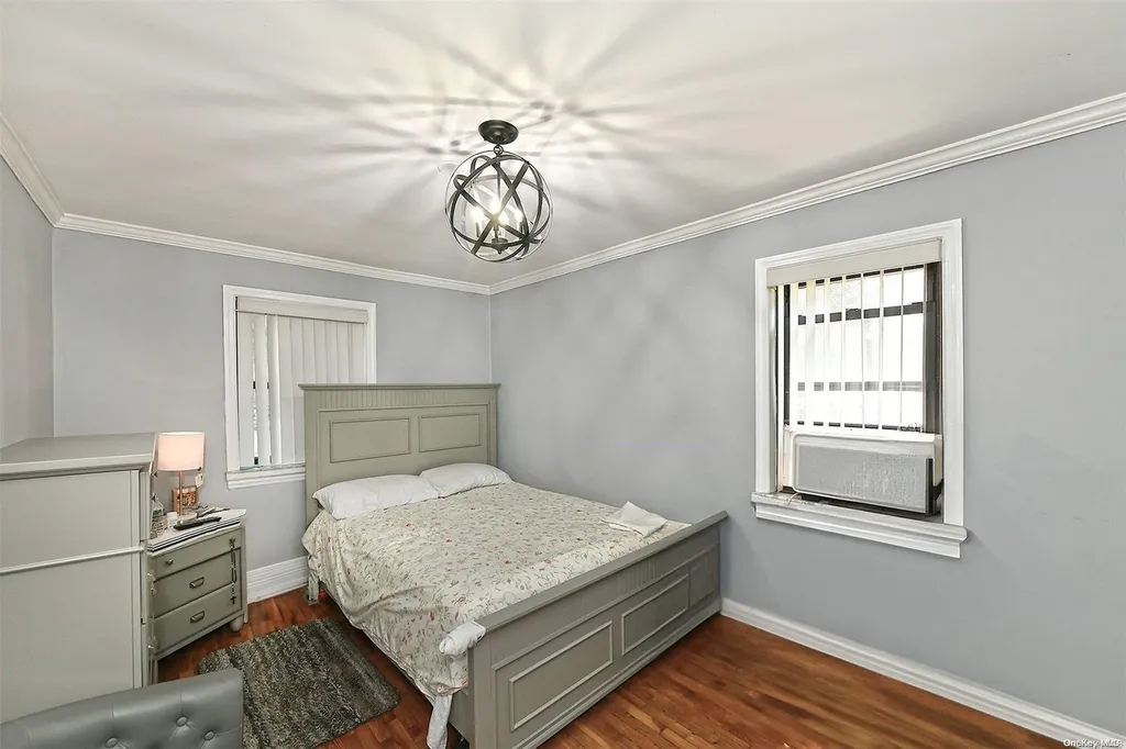 72-08 150th Street Flushing NY 11367