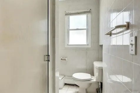 8 Scott Avenue Deer Park NY 11729