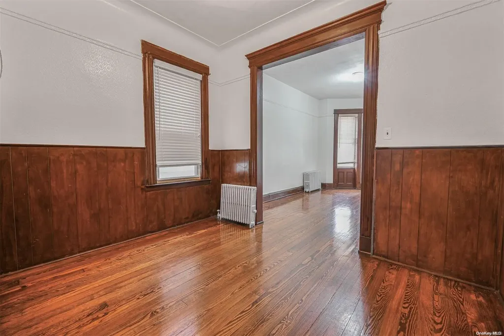 102 Shepherd Avenue Brooklyn NY 11208