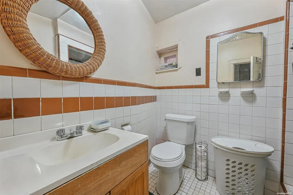 102 Shepherd Avenue Brooklyn NY 11208