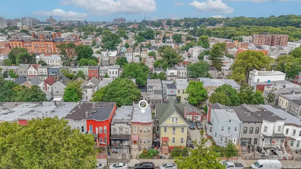 102 Shepherd Avenue Brooklyn NY 11208