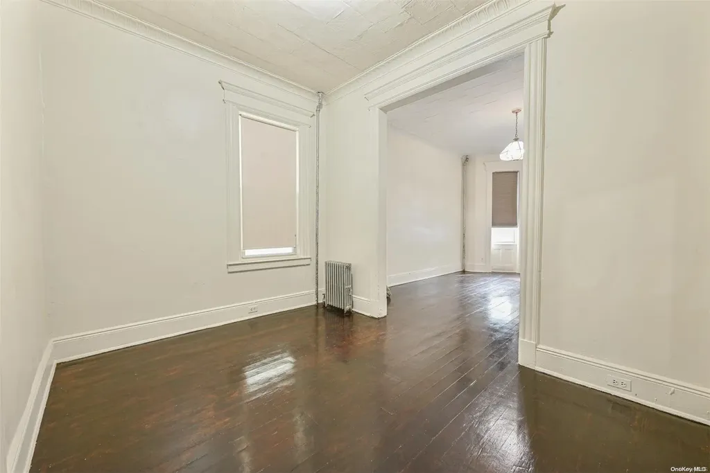 102 Shepherd Avenue Brooklyn NY 11208