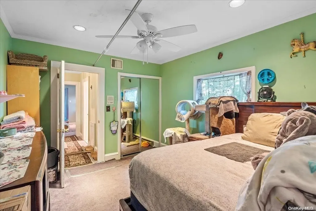 1504 Hewlett Avenue Hewlett NY 11557