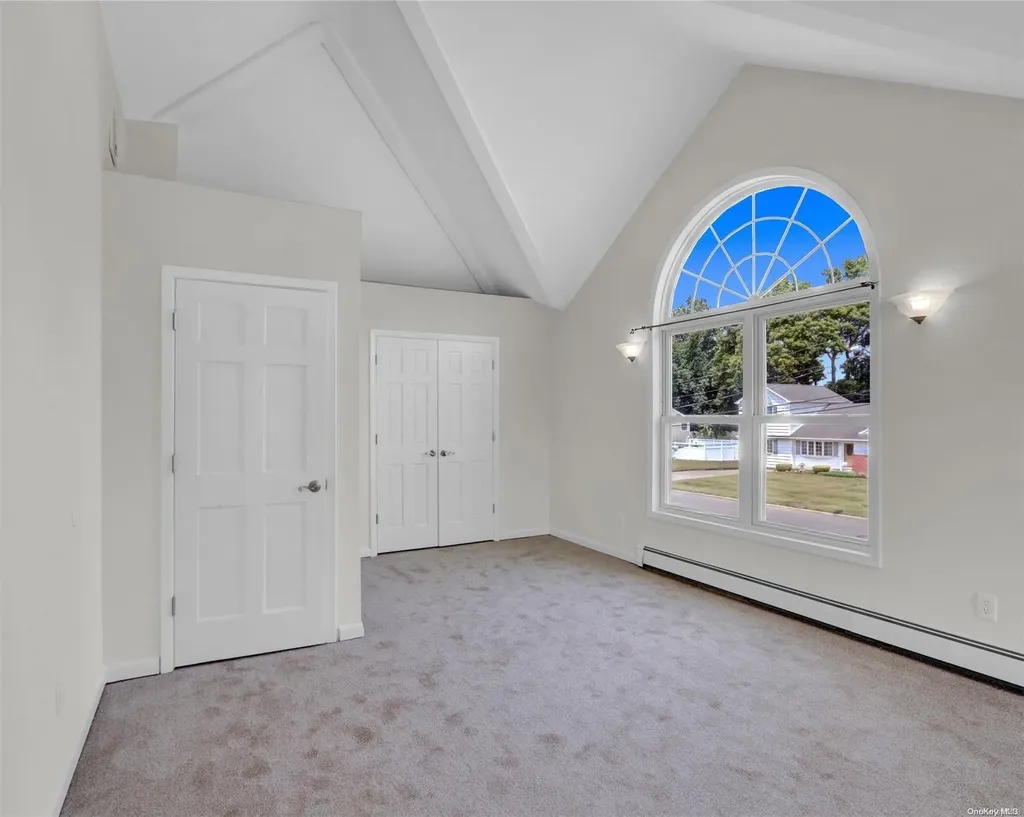 274 Curtin Avenue West Islip NY 11795