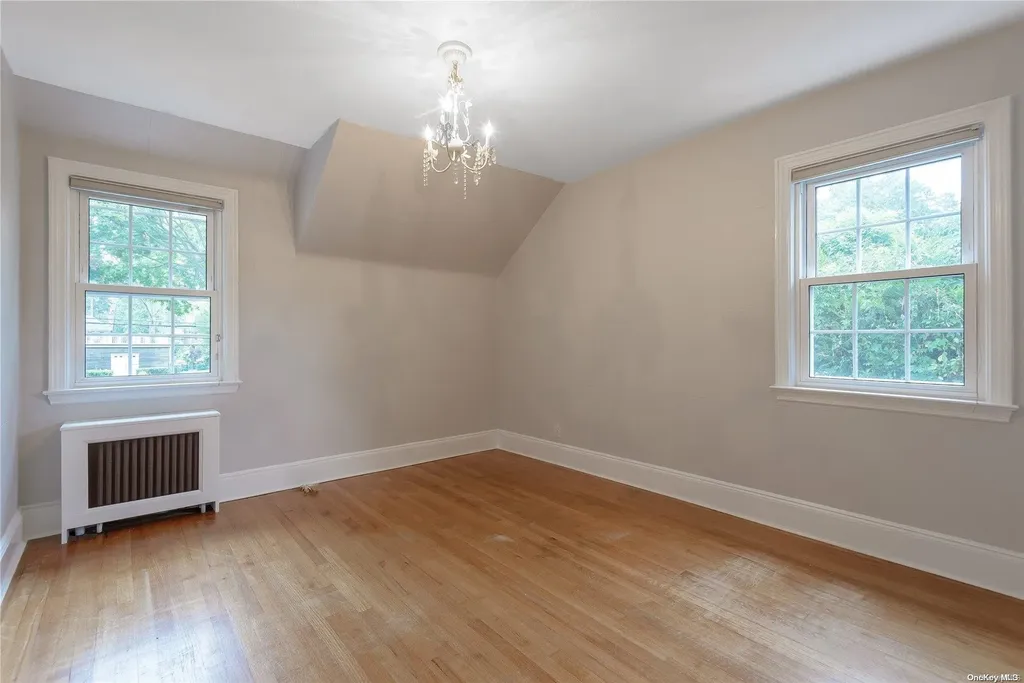 47 Shoreview Road Manhasset NY 11030