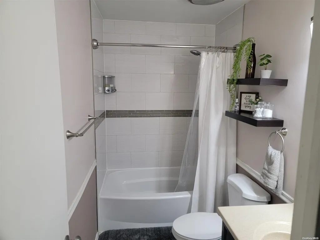 16 Wilson Avenue Selden NY 11784