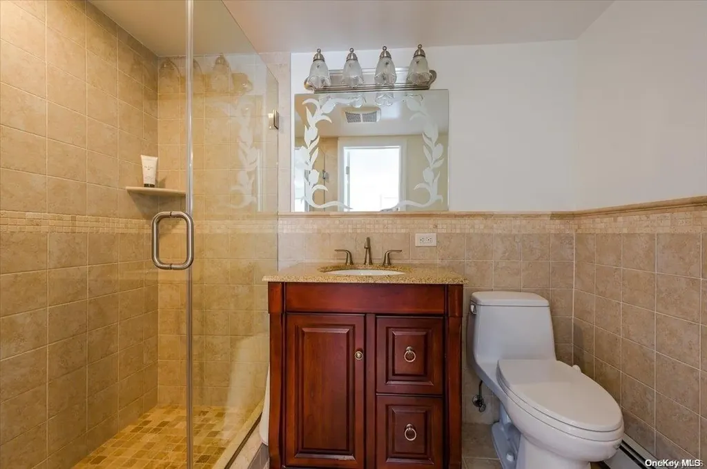 3271 Judith Lane Oceanside NY 11572