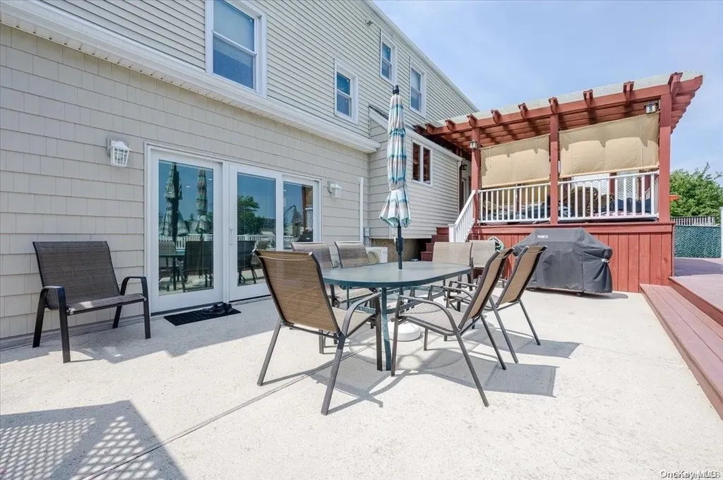 3271 Judith Lane Oceanside NY 11572