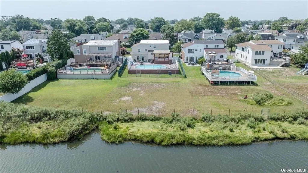 3271 Judith Lane Oceanside NY 11572