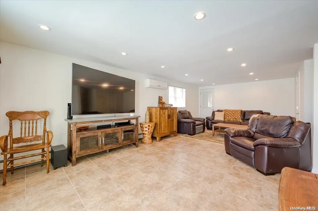 3271 Judith Lane Oceanside NY 11572