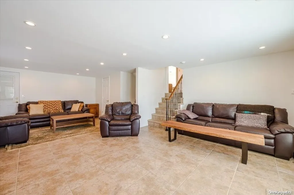 3271 Judith Lane Oceanside NY 11572