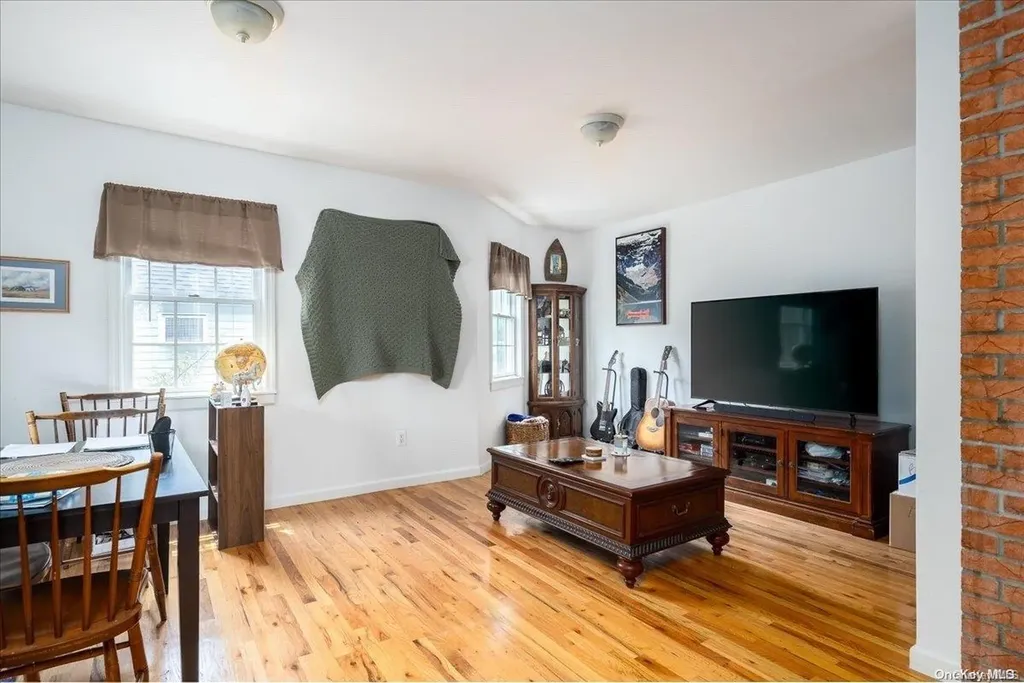 130 Taft Avenue Merrick NY 11566