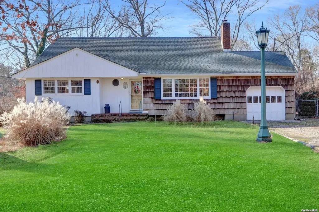 234 Pine Road Coram NY 11727