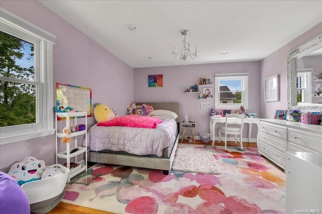 76 Moss Lane Jericho NY 11753