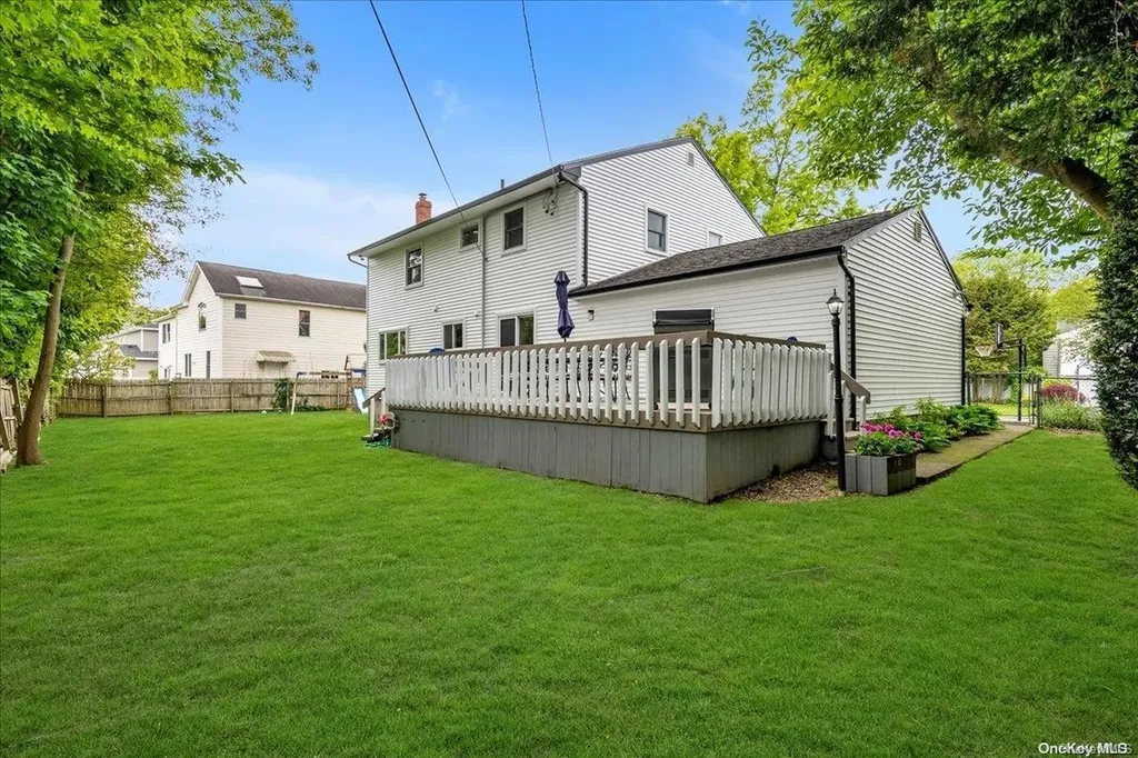 76 Moss Lane Jericho NY 11753