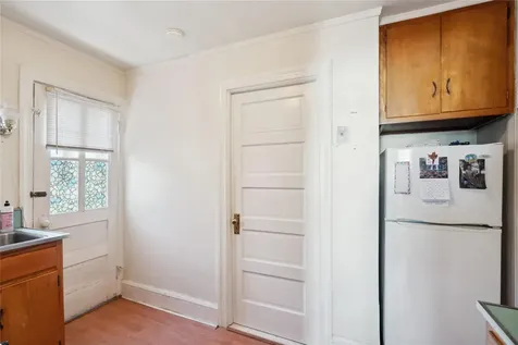 253 Sea Cliff Avenue Sea Cliff NY 11579
