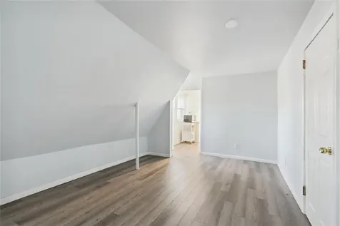 253 Sea Cliff Avenue Sea Cliff NY 11579