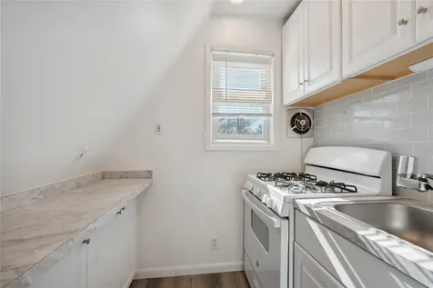 253 Sea Cliff Avenue Sea Cliff NY 11579
