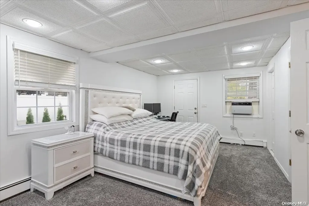 18 Nicole Lane Coram NY 11727