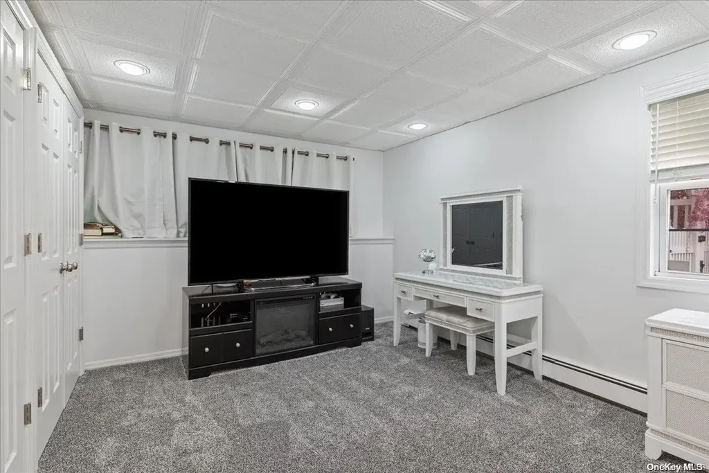 18 Nicole Lane Coram NY 11727