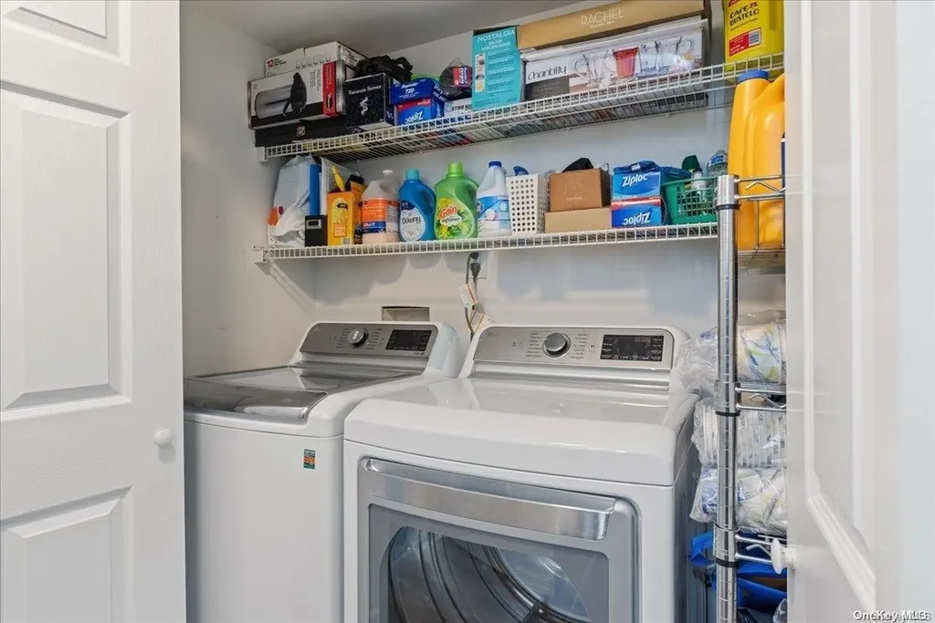18 Nicole Lane Coram NY 11727