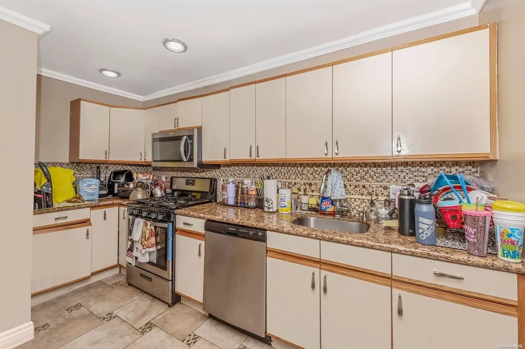 8008 Avenue J Brooklyn NY 11236