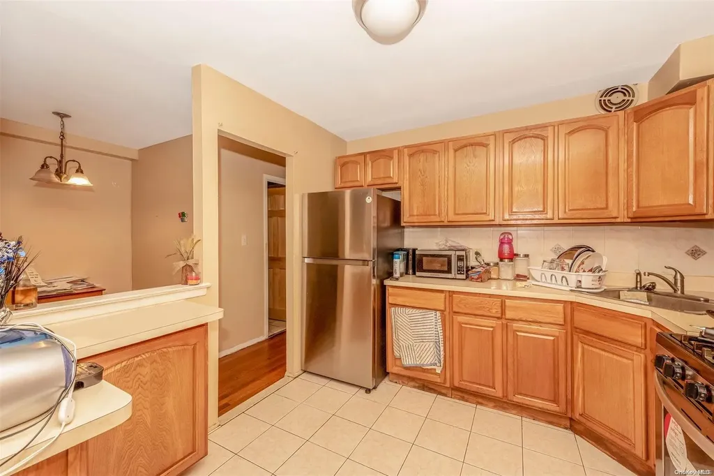 8008 Avenue J Brooklyn NY 11236
