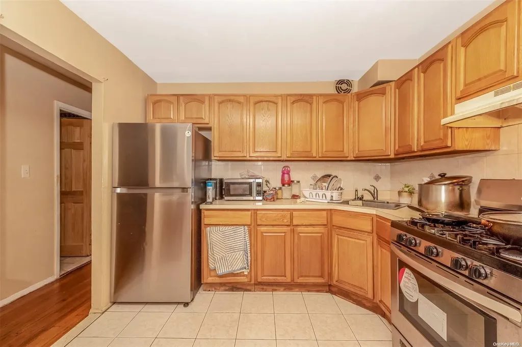 8008 Avenue J Brooklyn NY 11236