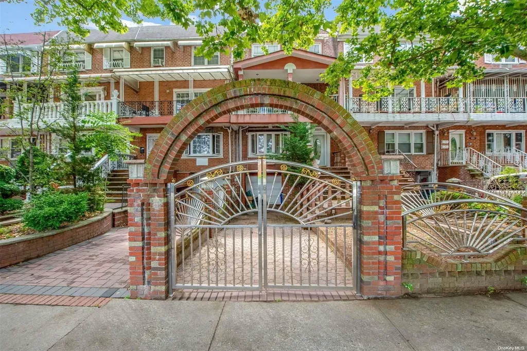 8008 Avenue J Brooklyn NY 11236