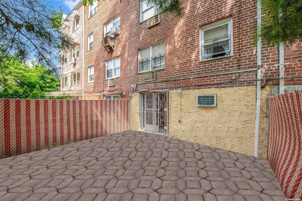 8008 Avenue J Brooklyn NY 11236