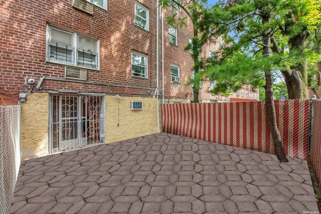 8008 Avenue J Brooklyn NY 11236