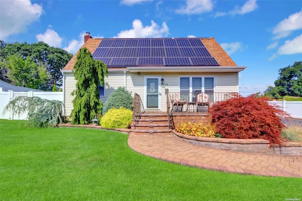 198 Tree Road Centereach NY 11720