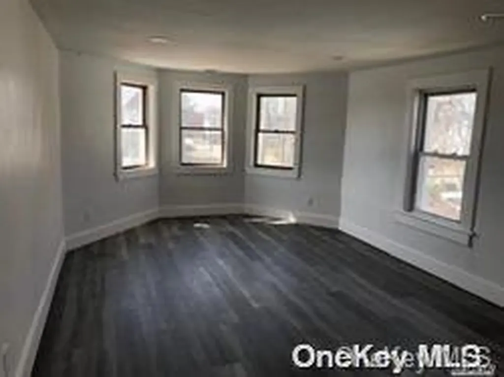 91 River Avenue Patchogue NY 11772