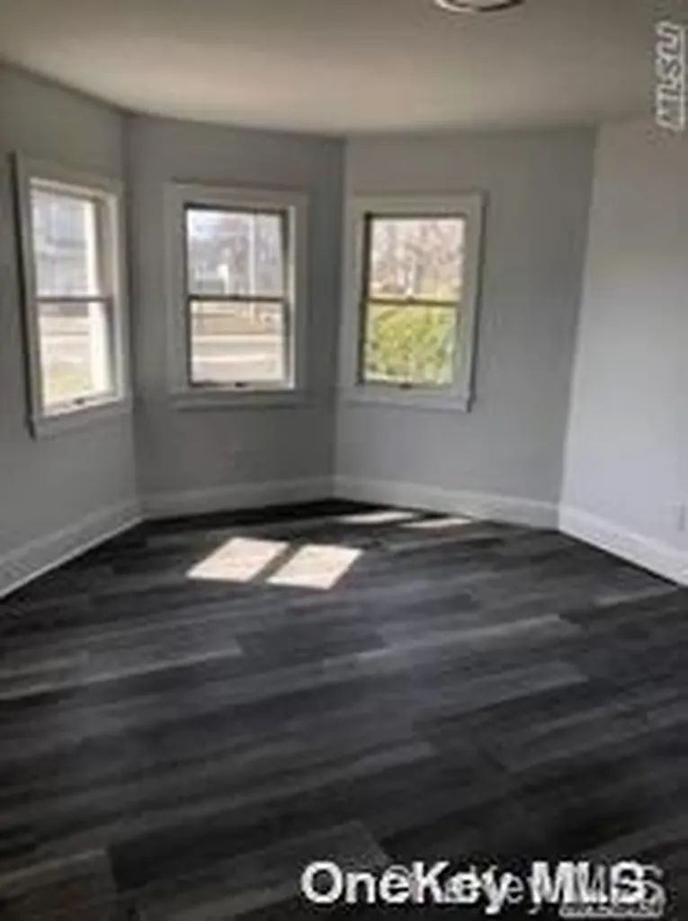 91 River Avenue Patchogue NY 11772