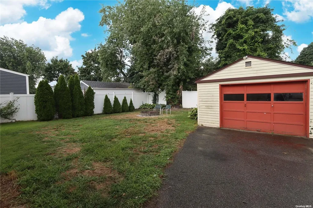 111 Grant Boulevard North Bellmore NY 11710