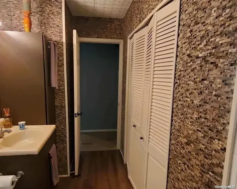 33 Michael Avenue Bellport NY 11713