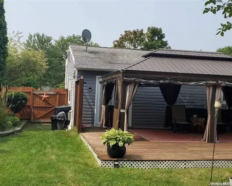 33 Michael Avenue Bellport NY 11713