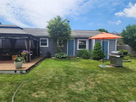 33 Michael Avenue Bellport NY 11713