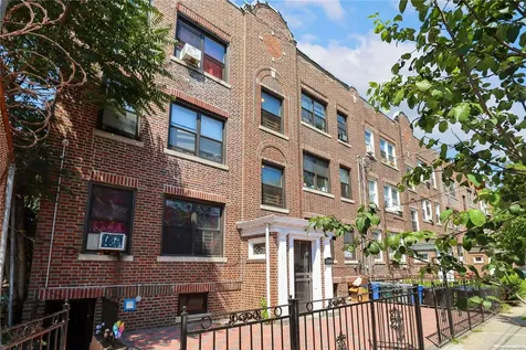 86-44 123rd Street Richmond Hill NY 11418