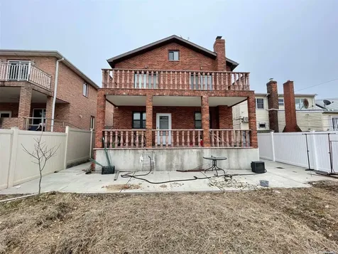 49-20 167th Street Fresh Meadows NY 11365
