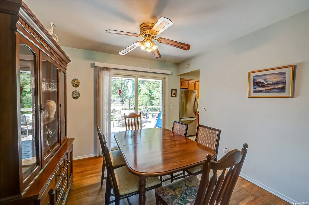 2 Flocee Lane Hampton Bays NY 11946