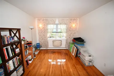 61-24 232nd Street Oakland Gardens NY 11364