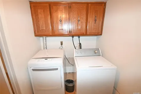 61-24 232nd Street Oakland Gardens NY 11364