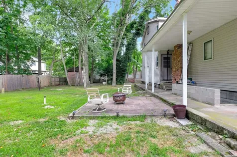 20 Biltmore Drive Mastic Beach NY 11951