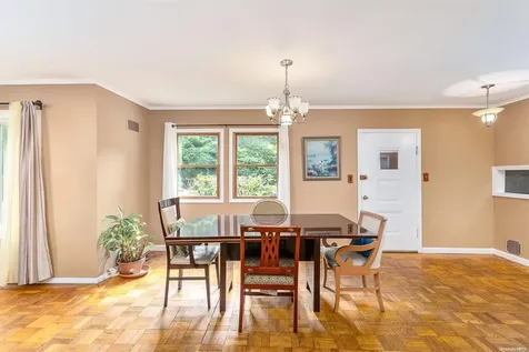 20 Biltmore Drive Mastic Beach NY 11951